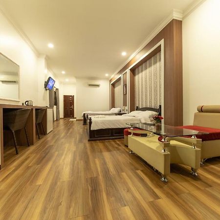 4 Rivers Hotel Phnom Penh Bagian luar foto
