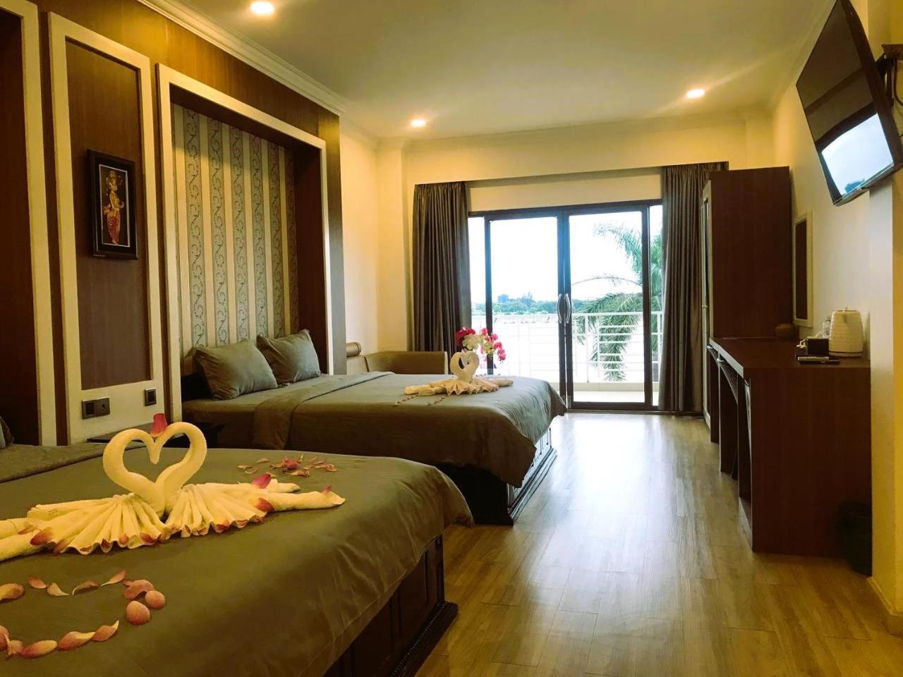 4 Rivers Hotel Phnom Penh Bagian luar foto
