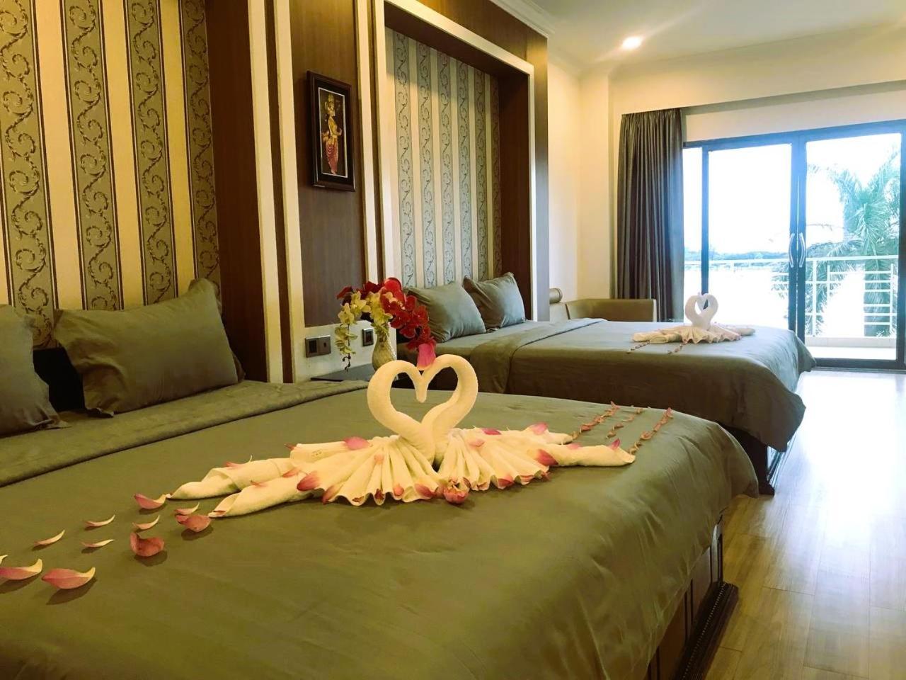 4 Rivers Hotel Phnom Penh Bagian luar foto