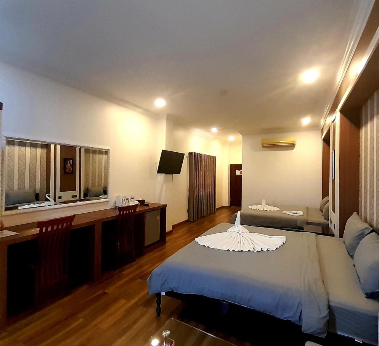 4 Rivers Hotel Phnom Penh Bagian luar foto