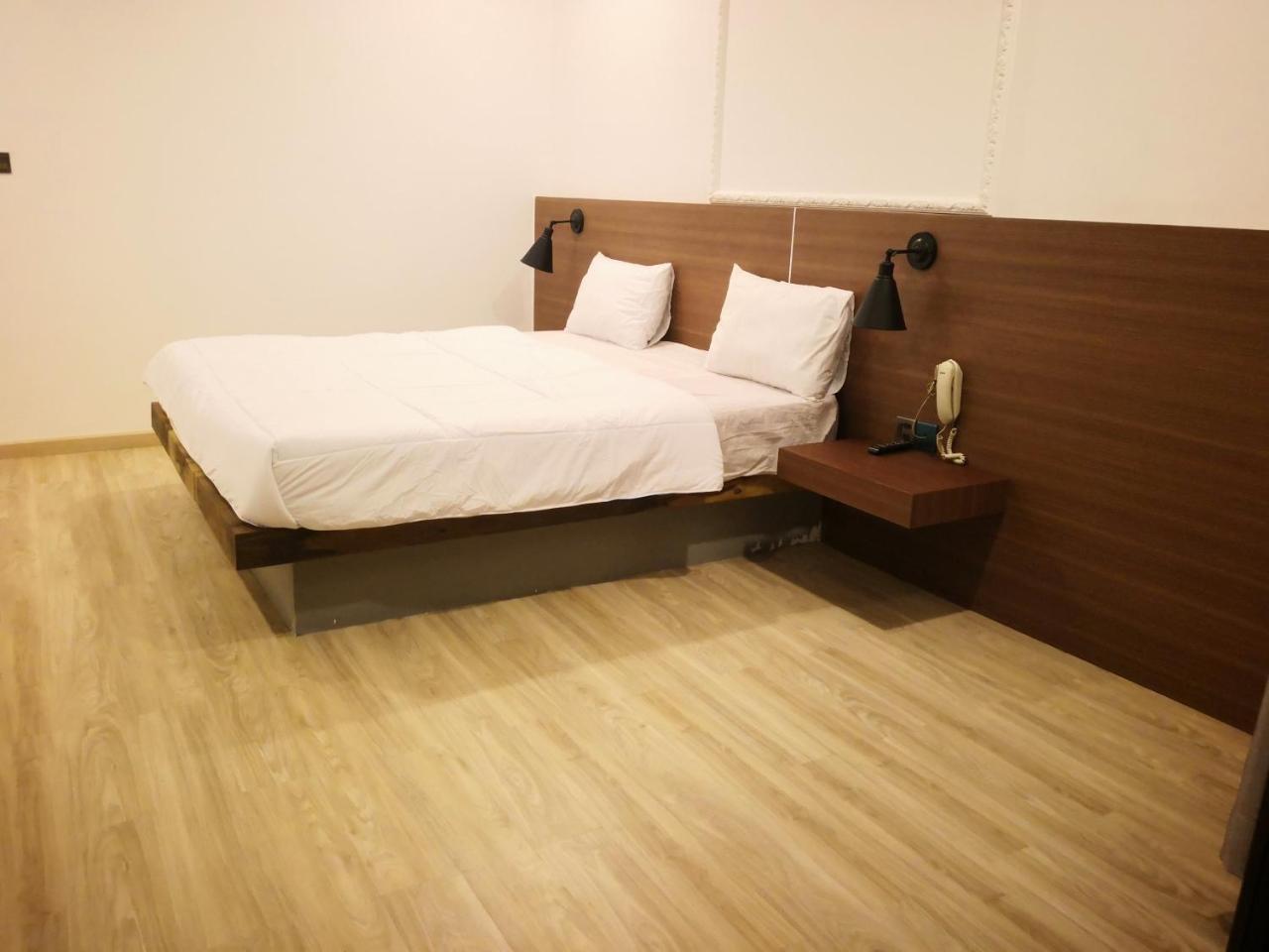 4 Rivers Hotel Phnom Penh Bagian luar foto